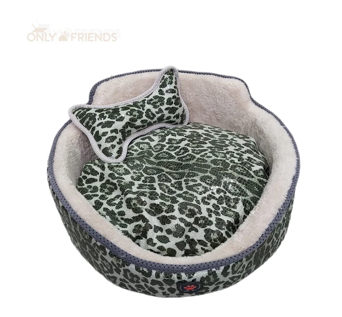 מיטה עוטפת פרוותית